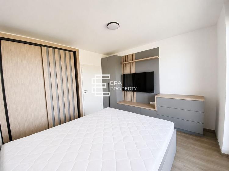 Apartament cu 2 camere decomandat, mobilat în Sud