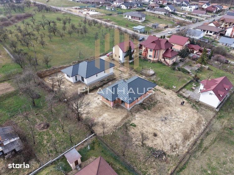 Casă cu 4 camere cu Teren 600 Mp în Central