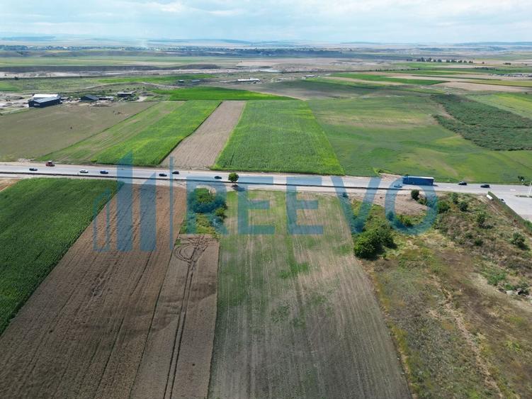 Teren agricol extravilan de 4947 mp, în Horia