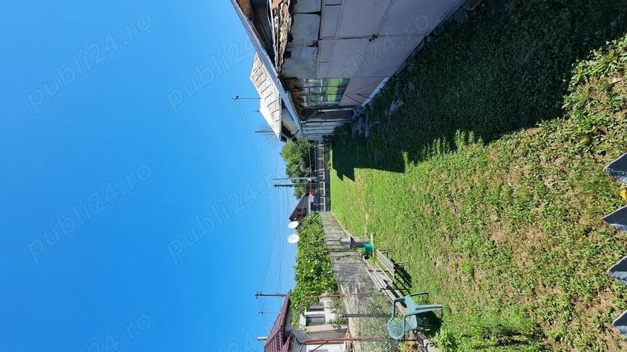 Casă cu 4 camere în Adânca