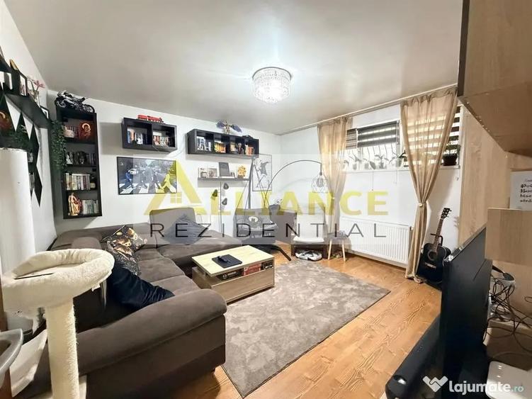 Apartament cu 3 camere decomandat în Berceni