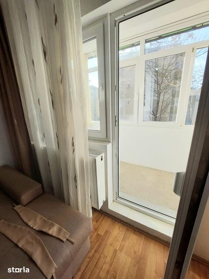 Apartament cu 3 camere decomandat în Decebal