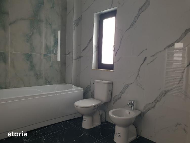 Casă cu 4 camere cu Teren 300 Mp în Valea Lupului