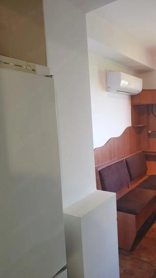 Garsonieră decomandată în Valea Rosie