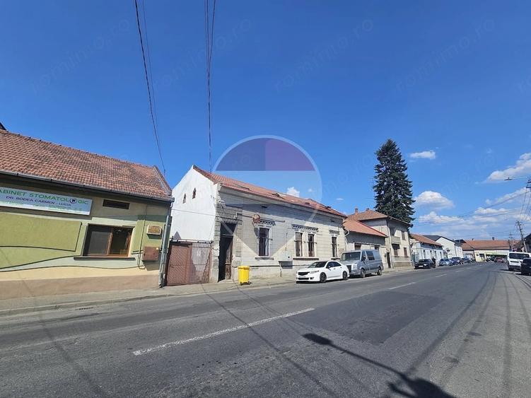 Casă cu Teren 396 Mp în Central