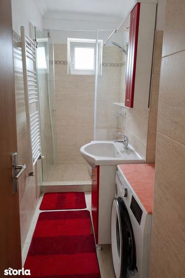 Apartament cu 3 camere decomandat în Ostroveni