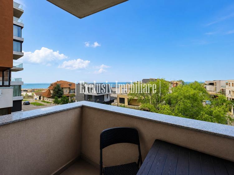 Apartament cu 3 camere decomandat în Faleza Nord