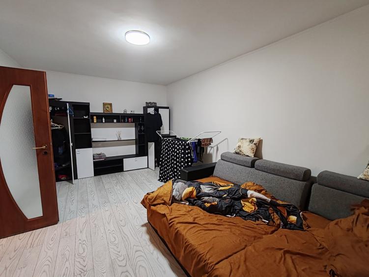 Apartament cu 2 camere decomandat în Centrul Civic