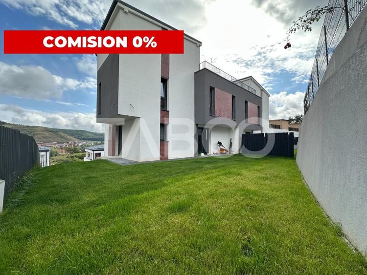 Duplex cu 4 camere cu Canalizare în Florești