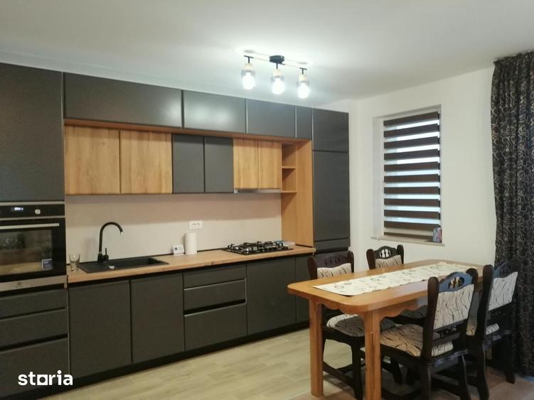 Apartament cu 2 camere decomandat în Astra