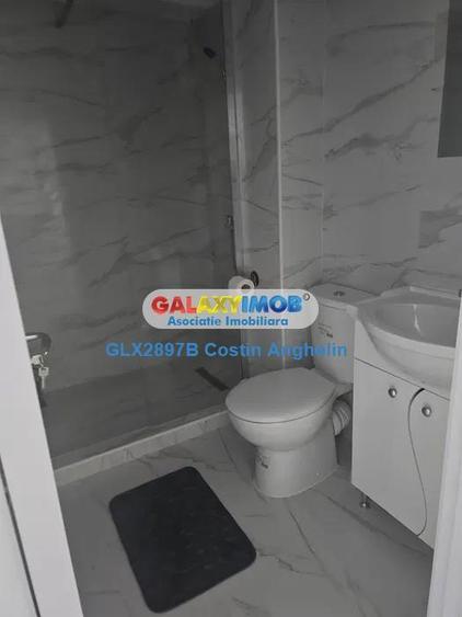 Apartament cu 2 camere semidecomandat, mobilat în Central