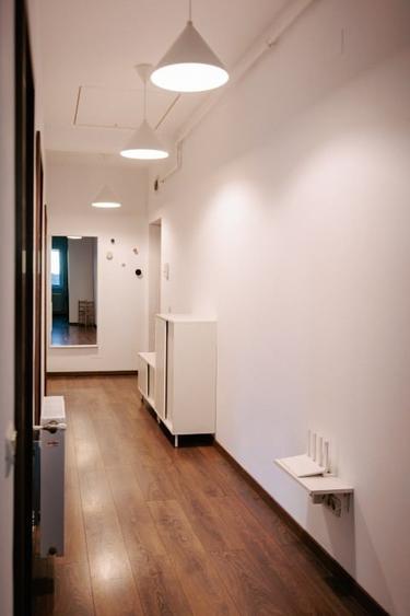 Apartament cu 3 camere decomandat, mobilat în Giroc