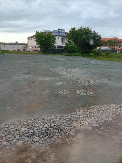 Teren de 300 mp, în Central