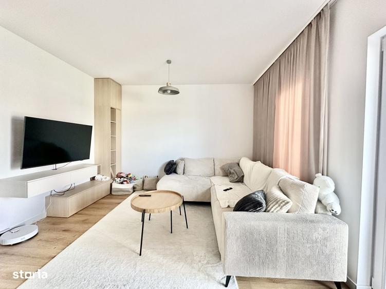 Duplex cu 4 camere - zid dublu despartitor - cartier asfaltat - Mosnit - 1