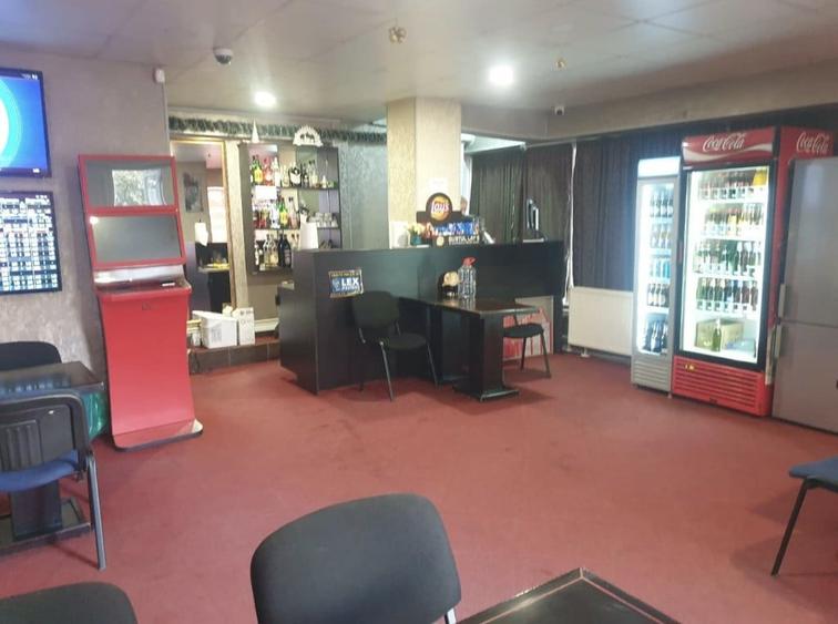 Spațiu comercial, de 80 mp, în Broșteni