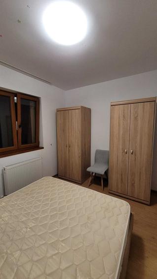 Apartament cu 2 camere semidecomandat în Gușterița