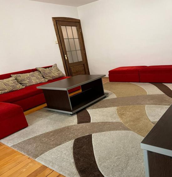 Apartament cu 3 camere decomandat în Mărăști