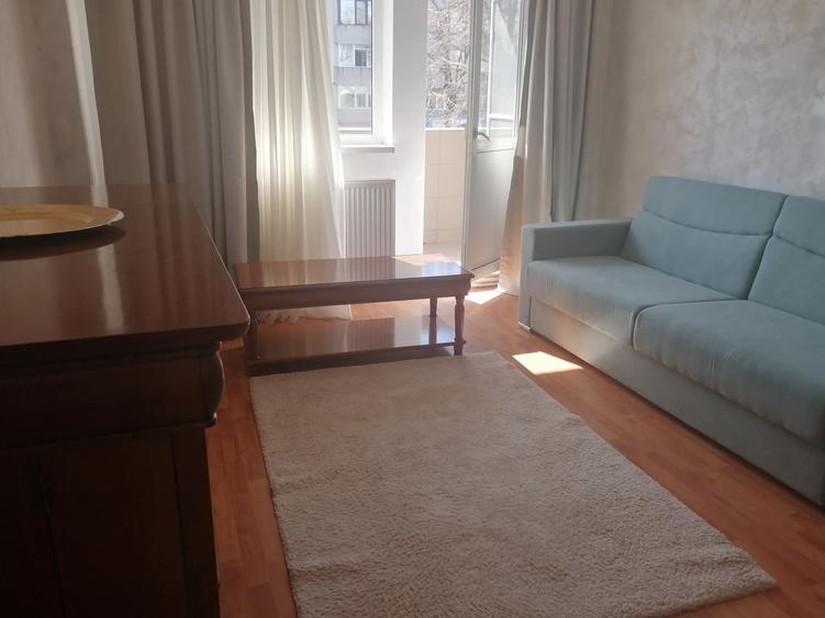Apartament cu 2 camere decomandat în Tomis II