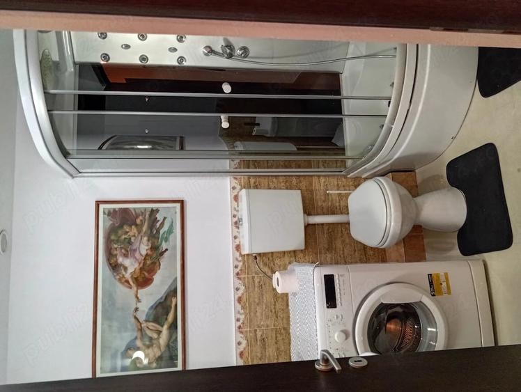 Apartament cu 3 camere decomandat în Ferentari