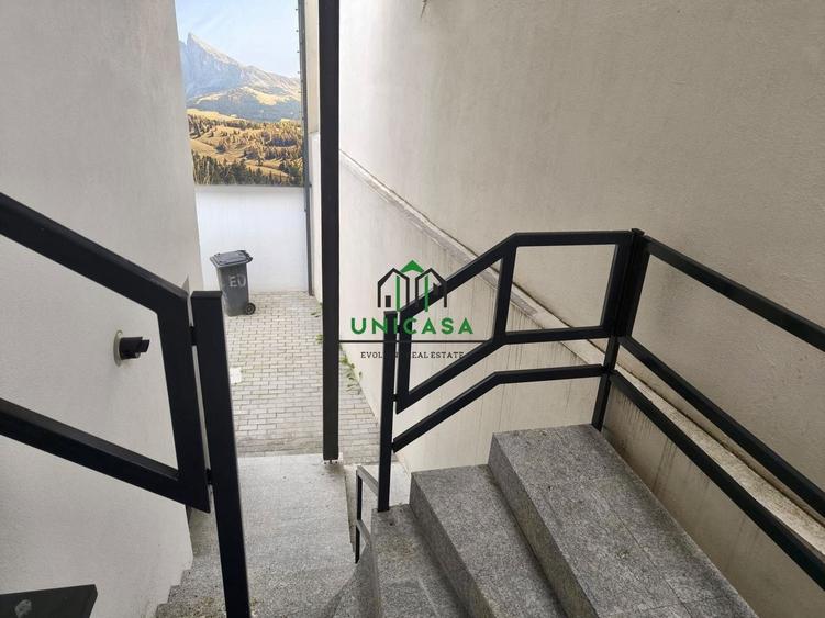 Casă individuală cu 4 camere cu Canalizare în Central