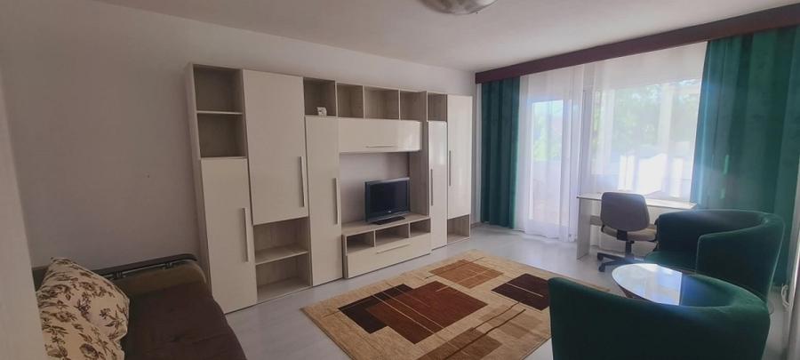 Apartament cu 2 camere decomandat în Tătărași