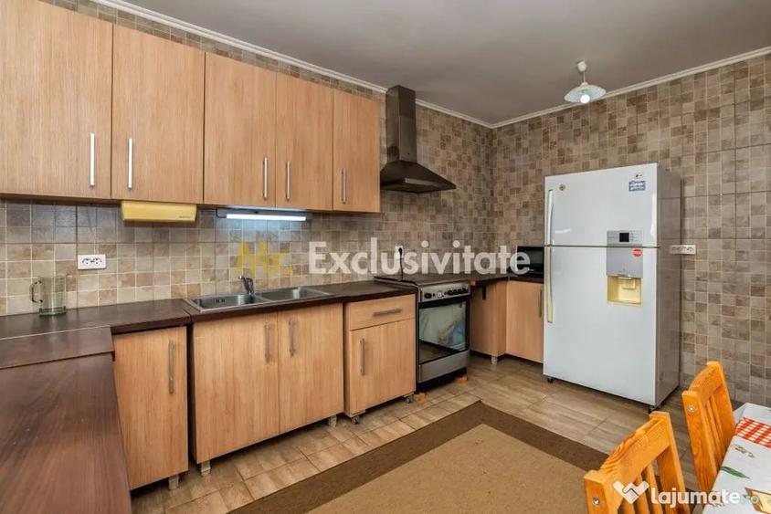 Casă cu 3 camere cu Teren 6290 Mp în Corbi