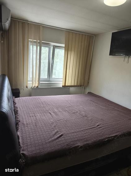 Apartament cu 2 camere semidecomandat, mobilat în Est