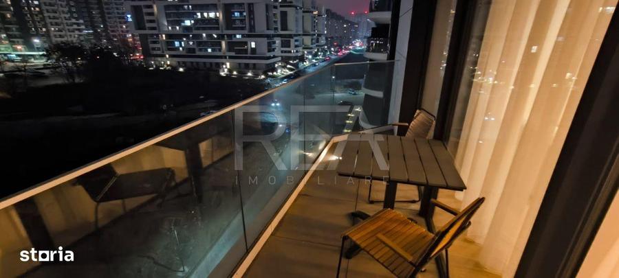 Apartament cu 3 camere semidecomandat, mobilat în Tei