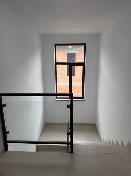 Apartament cu 3 camere în Giroc