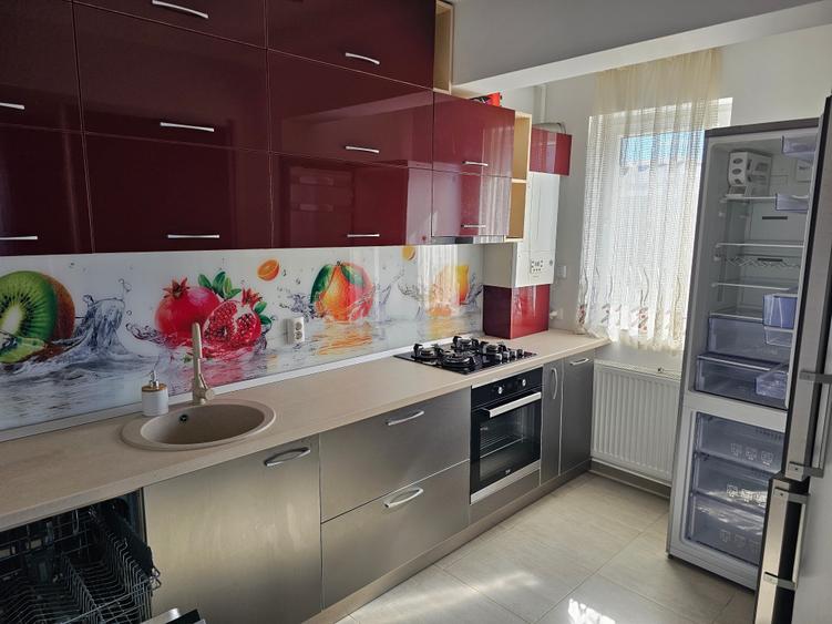 Apartament cu 3 camere decomandat în Militari