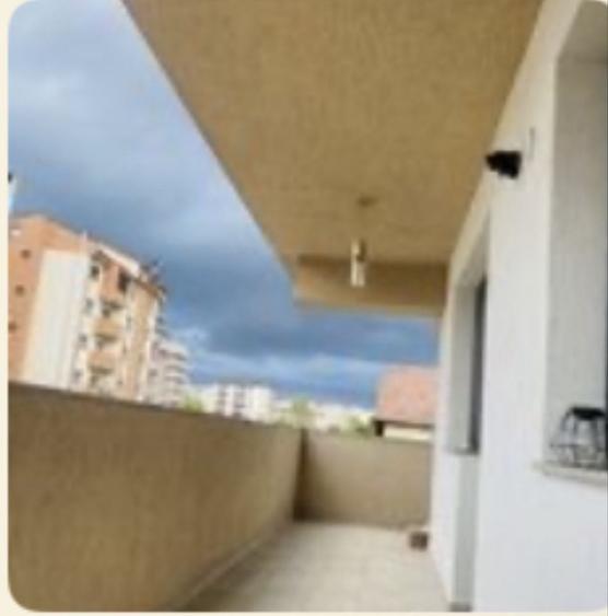 Casă cu 2 camere cu Teren 53 Mp în Central