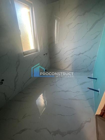 Casă individuală cu 3 camere cu Canalizare în Petrovaselo