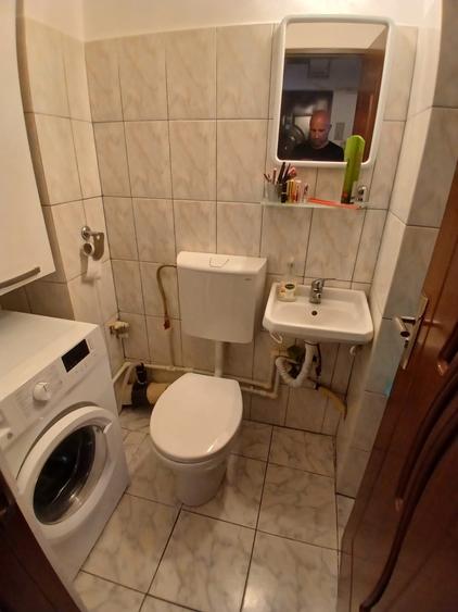 Apartament cu 3 camere decomandat în CET