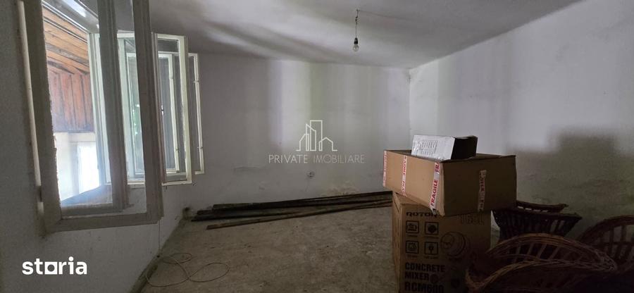 Casă cu 3 camere cu Teren 902 Mp în Central