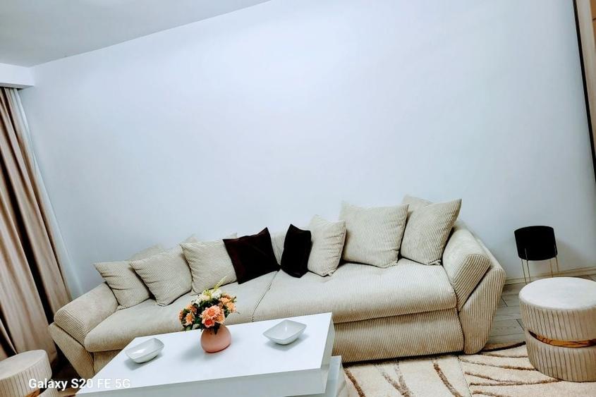 Apartament cu 2 camere decomandat în Lazaret
