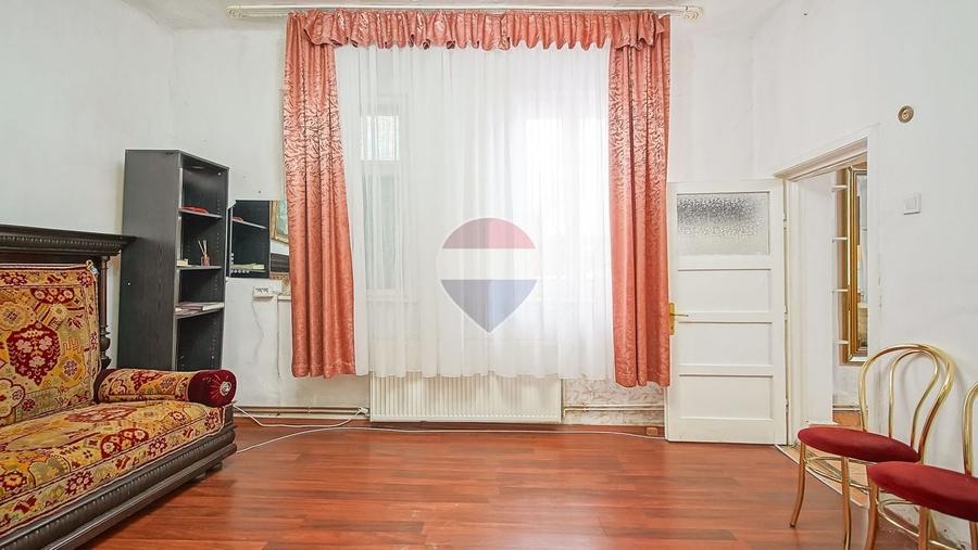 Casă cu 3 camere cu Teren 104 Mp în Schei
