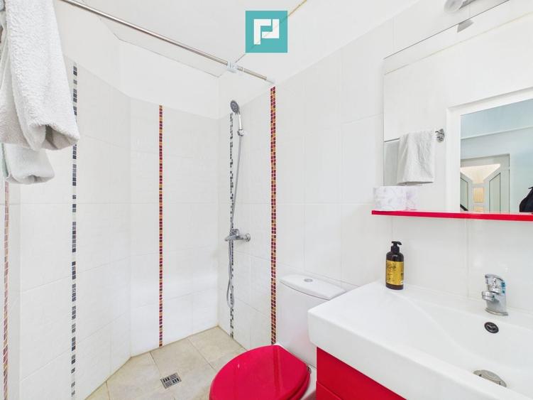 Apartament cu 2 camere decomandat, mobilat în Ultracentral