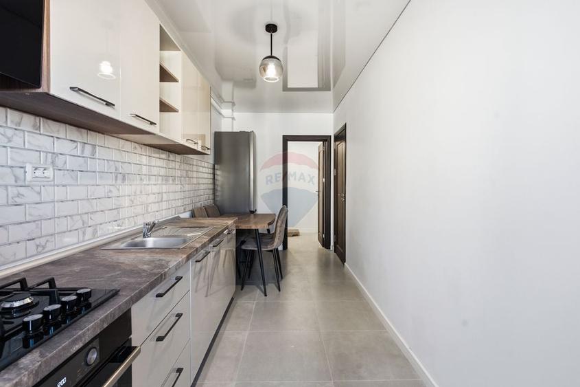 Apartament cu 2 camere semidecomandat în Nicolina