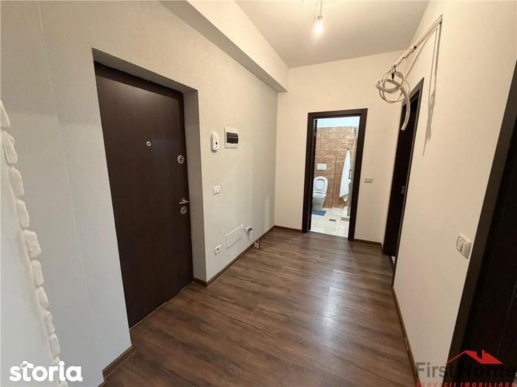 Apartament cu 2 camere decomandat, mobilat în Central