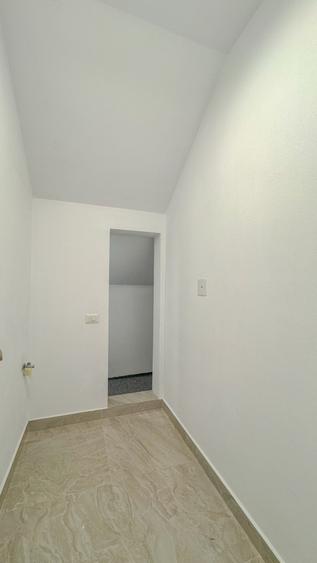 Penthouse cu 3 camere nedecomandat, mobilat în Gemenii