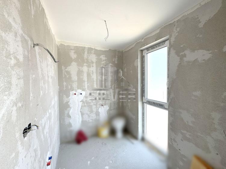 Duplex cu 5 camere cu Canalizare în Chinteni