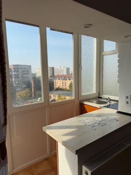 Apartament cu 2 camere semidecomandat în Aradului