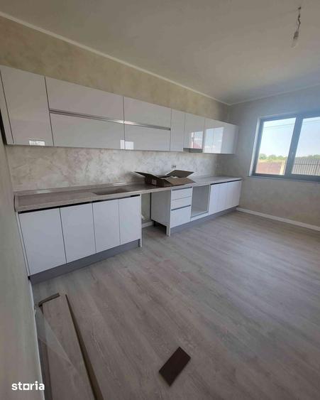 Casă cu 3 camere cu Teren 400 Mp în Mărgineni