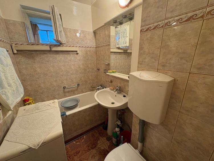 Apartament cu 2 camere semidecomandat în Drumul Taberei