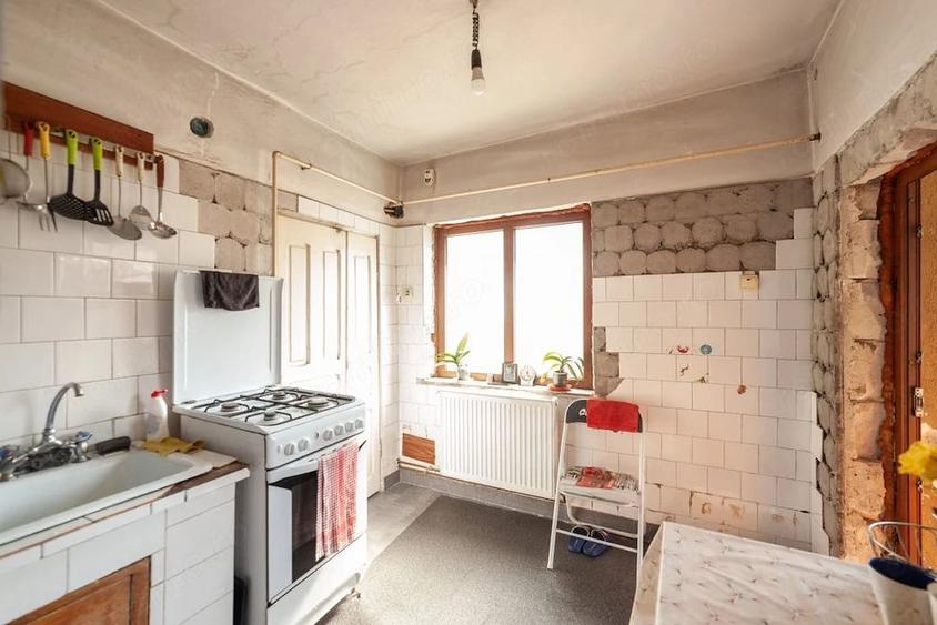 Casă cu 3 camere cu Teren 126 Mp în Ceair