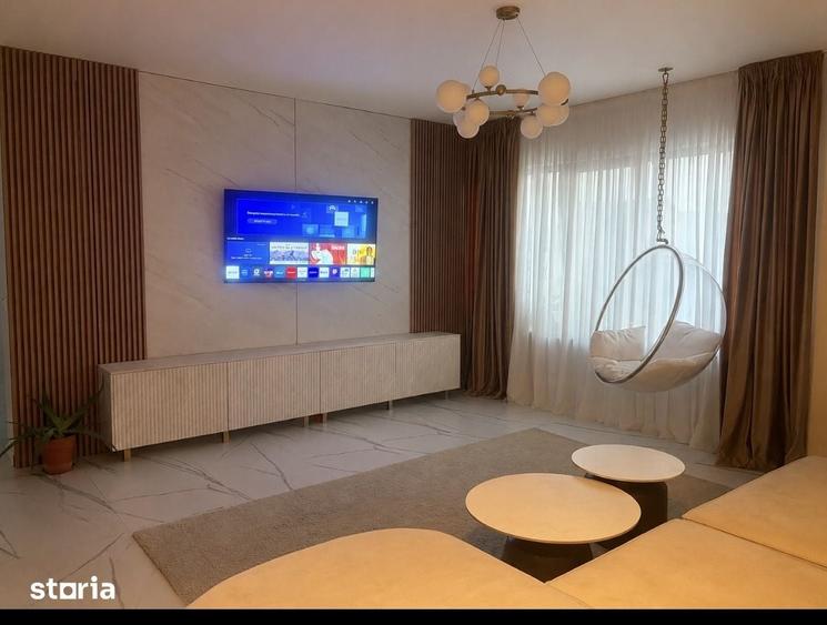 Casă cu 4 camere cu Teren 361 Mp în Malu Mare