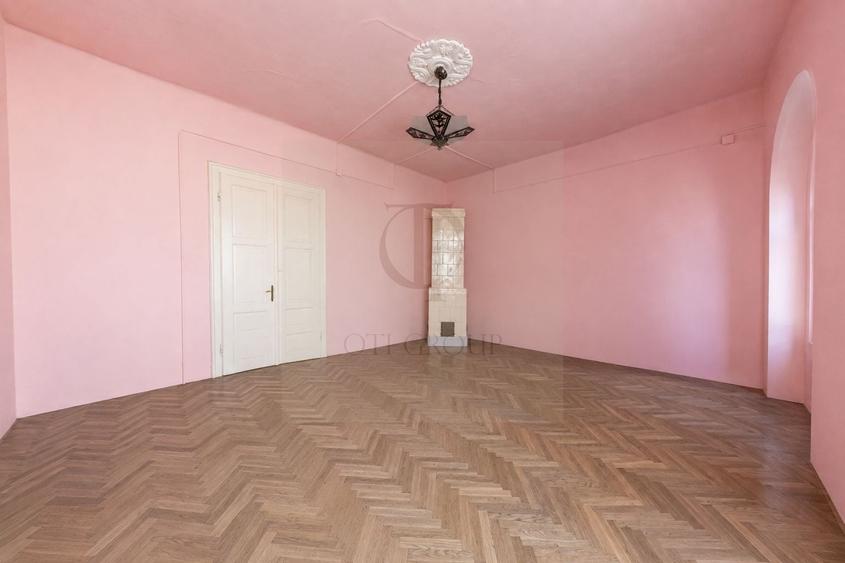 Apartament cu 2 camere semidecomandat în Ultracentral