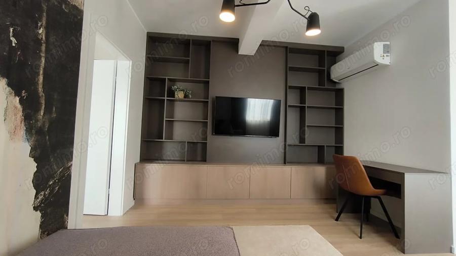Apartament cu 2 camere nedecomandat în Aradului