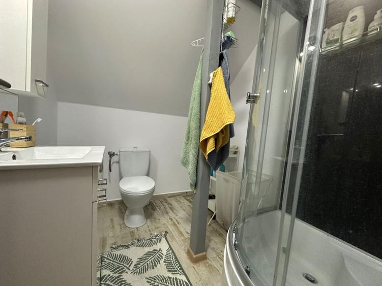 Casă individuală cu 5 camere cu Canalizare în Corbeanca