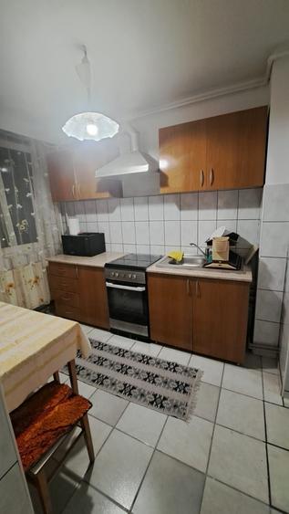 Apartament cu 2 camere decomandat în Astoria